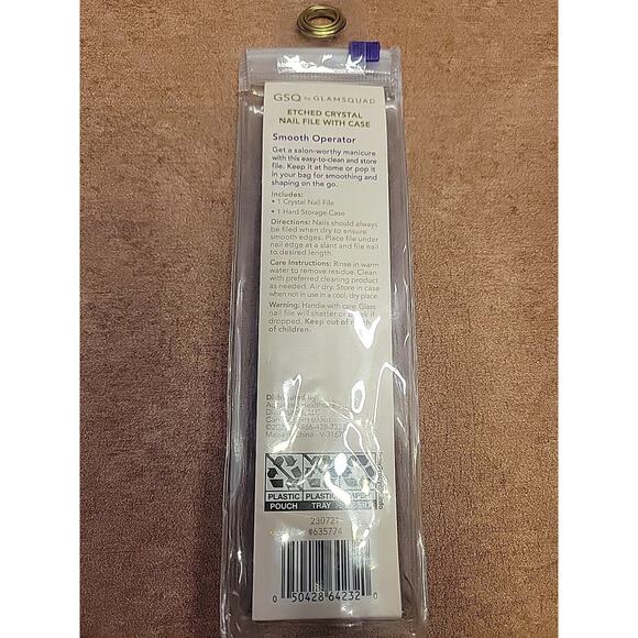 GSQ by Glamsquad Etched Crystal Nail File with Case - Picture 2 of 3